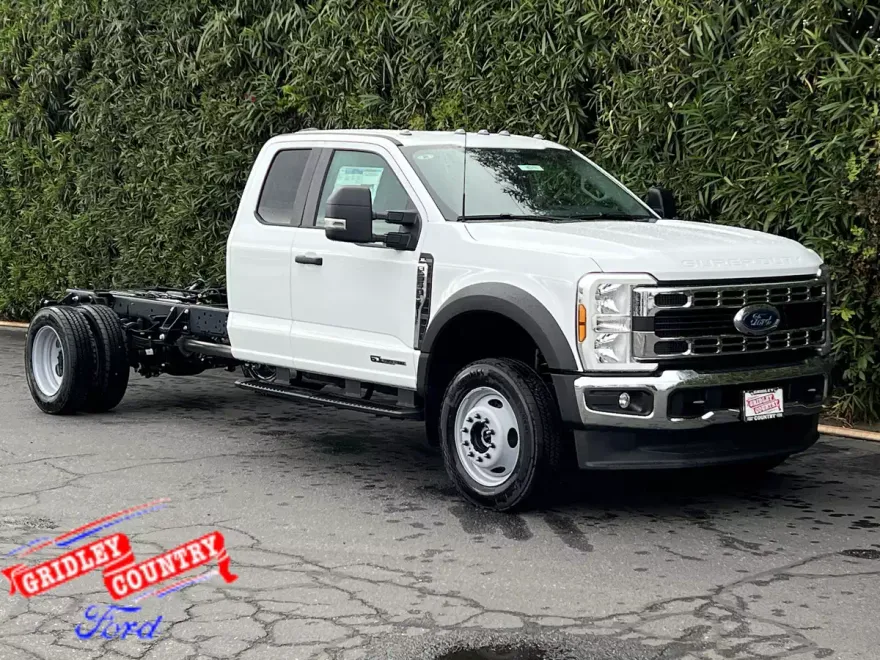 2026 Ford F-550 XL photo 1