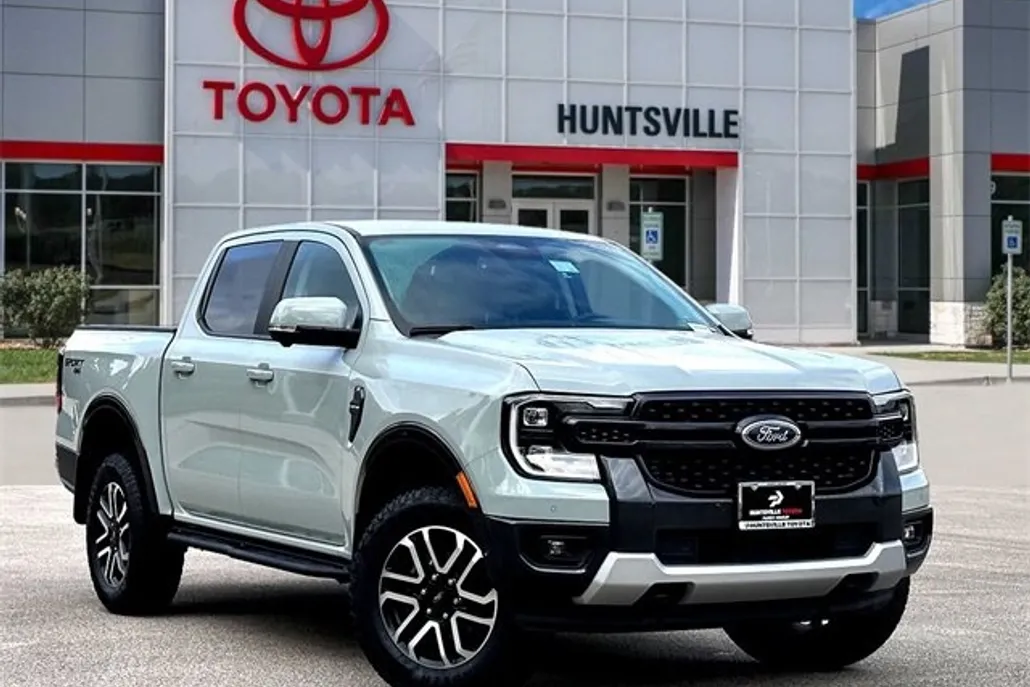 2024 Ford Ranger Lariat photo 1