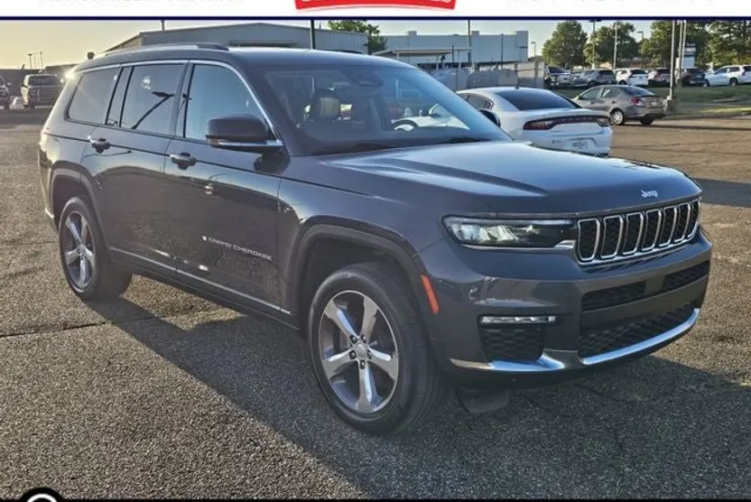2022 Jeep Grand Cherokee Limited photo 1
