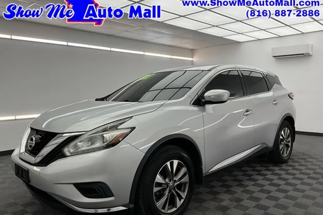 2015 Nissan Murano S photo 1