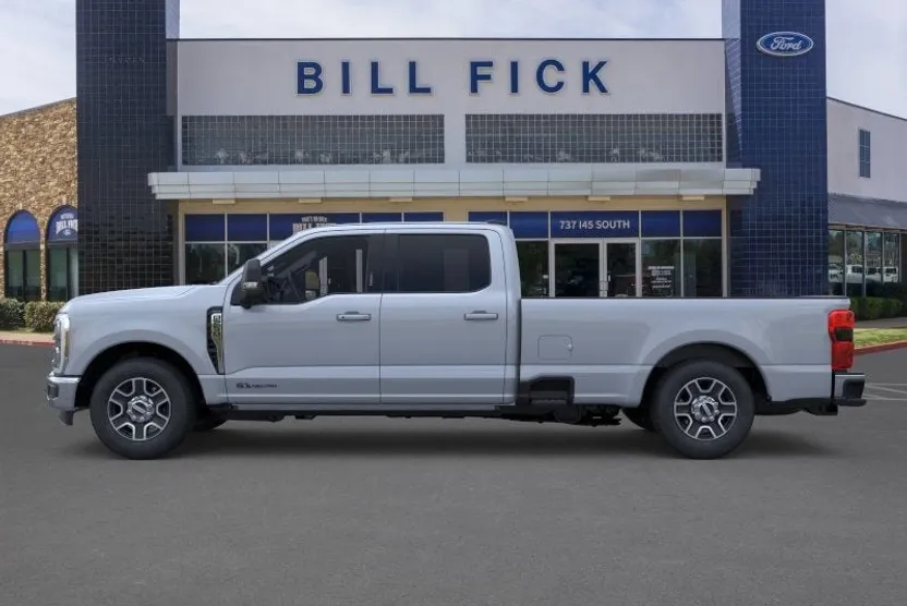 2026 Ford F-250 Lariat photo 1