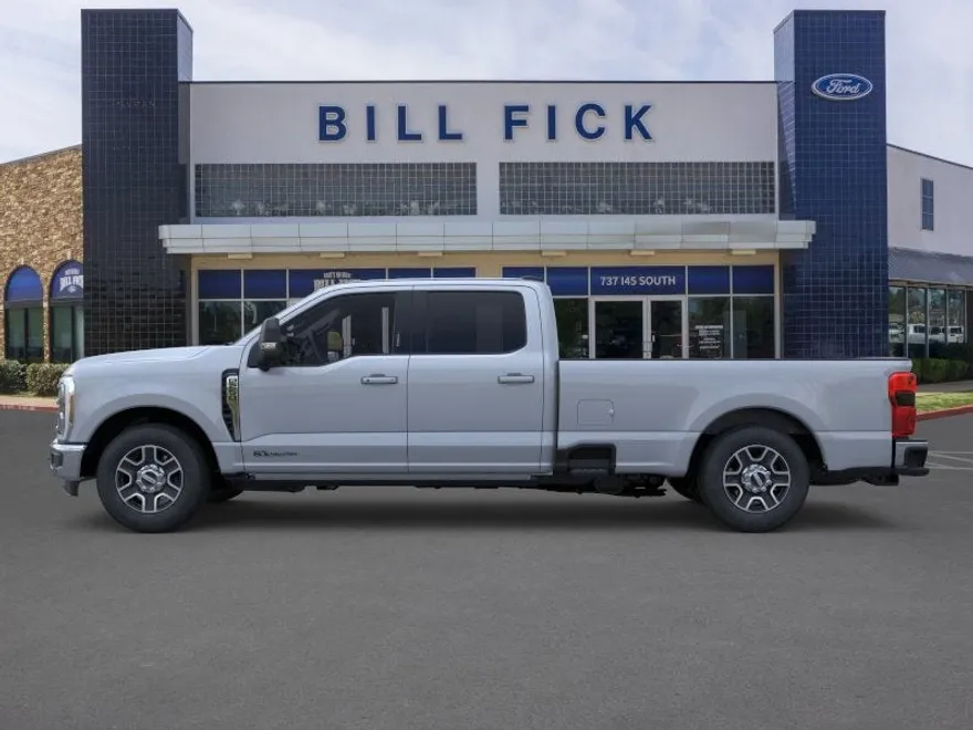 2026 Ford F-250 Lariat photo 1