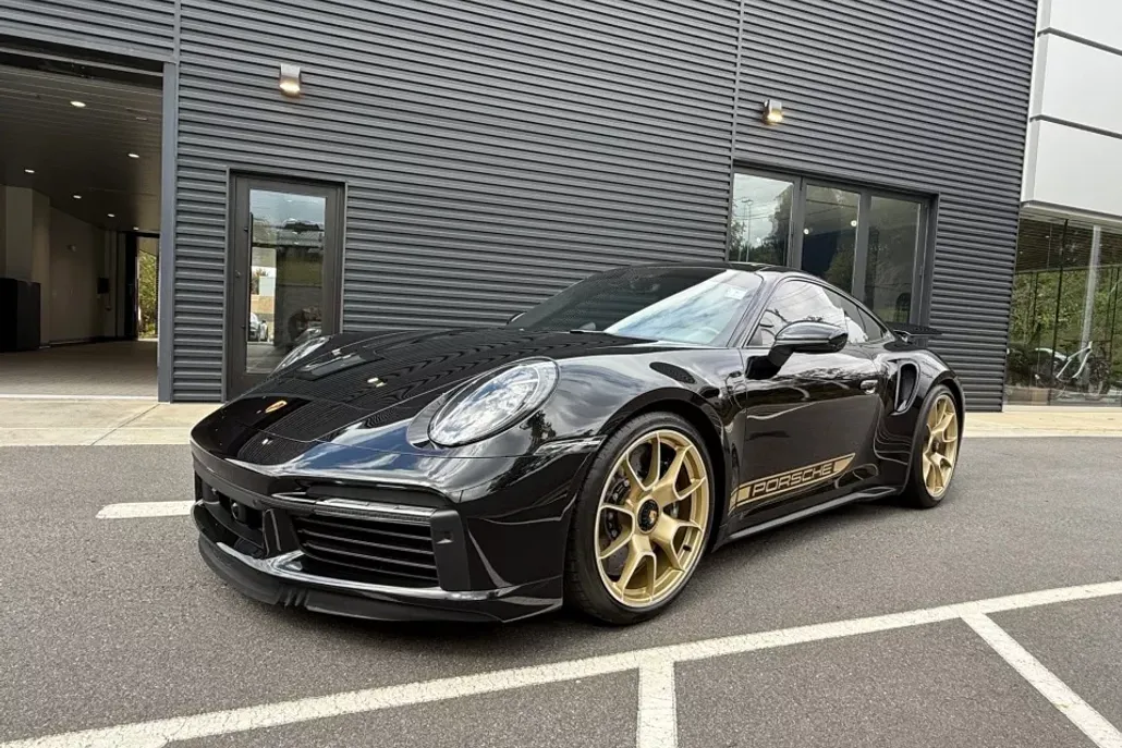 2023 Porsche 911 Turbo S photo 1