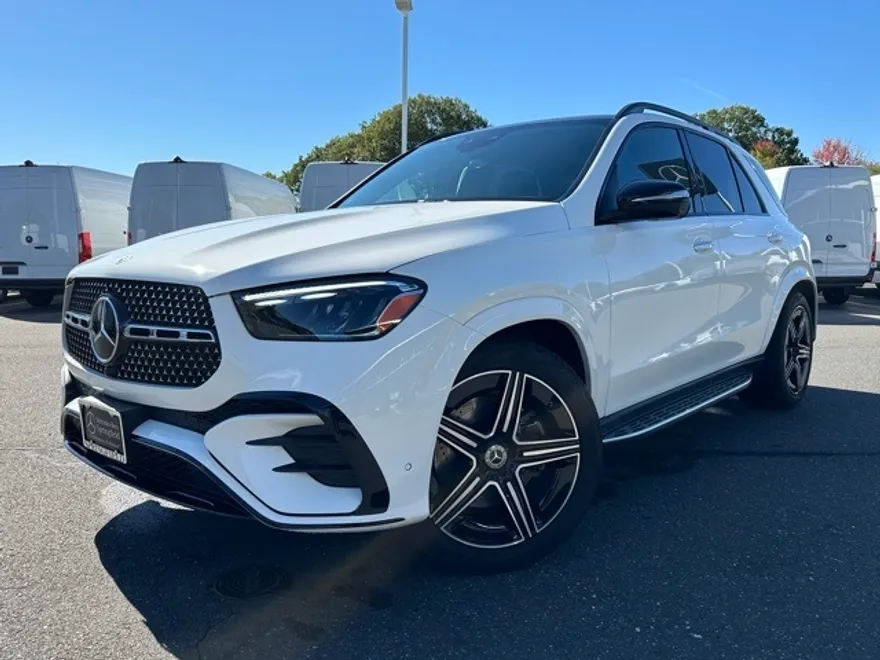 2025 Mercedes Benz GLE 350 4MATIC photo 1