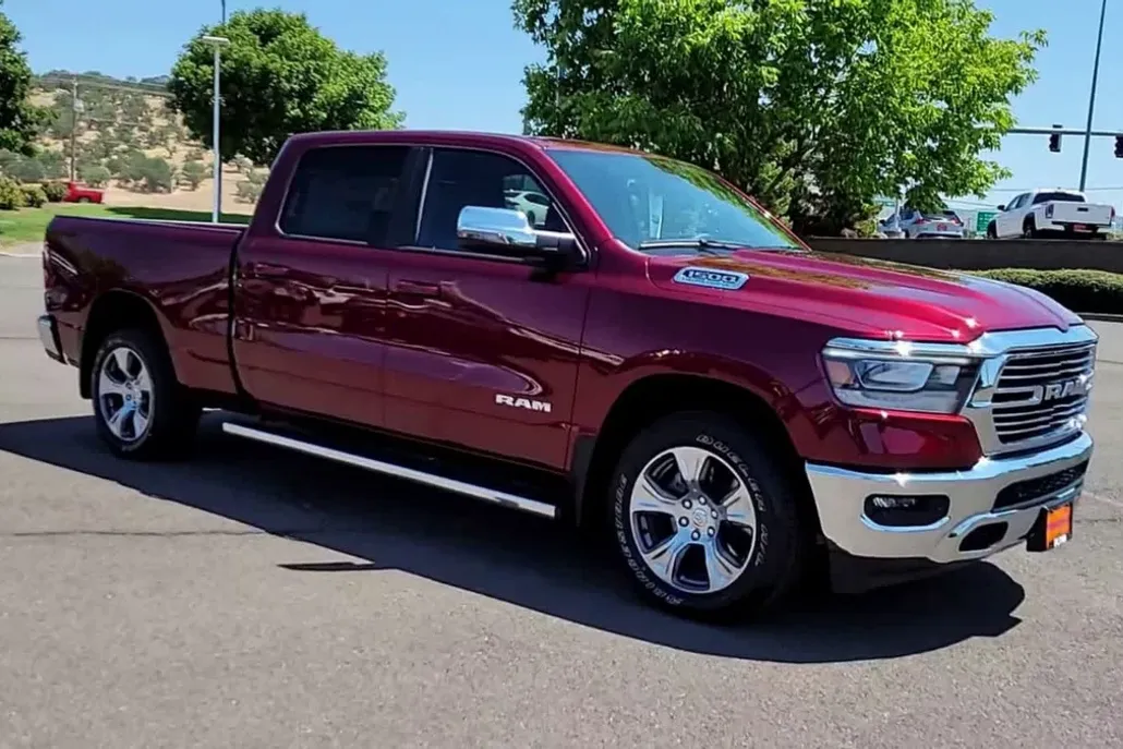 2023 Ram 1500 Laramie photo 1
