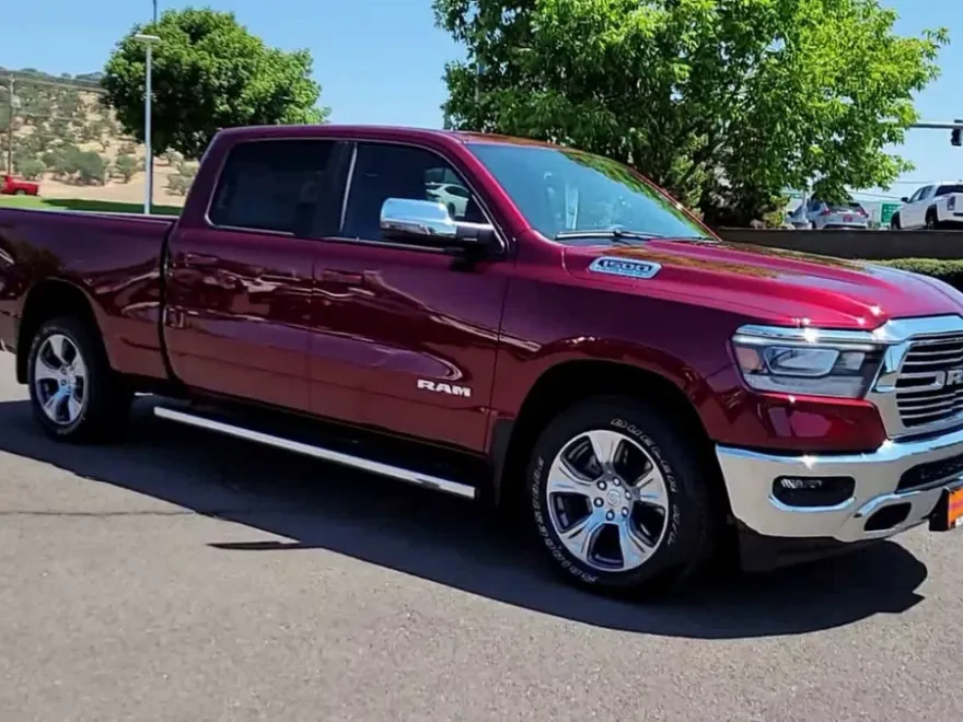 2023 Ram 1500 Laramie photo 1