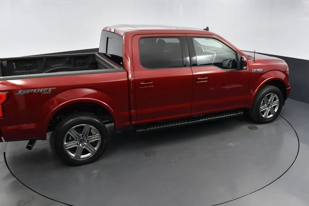 2019 Ford F-150 Lariat photo 1