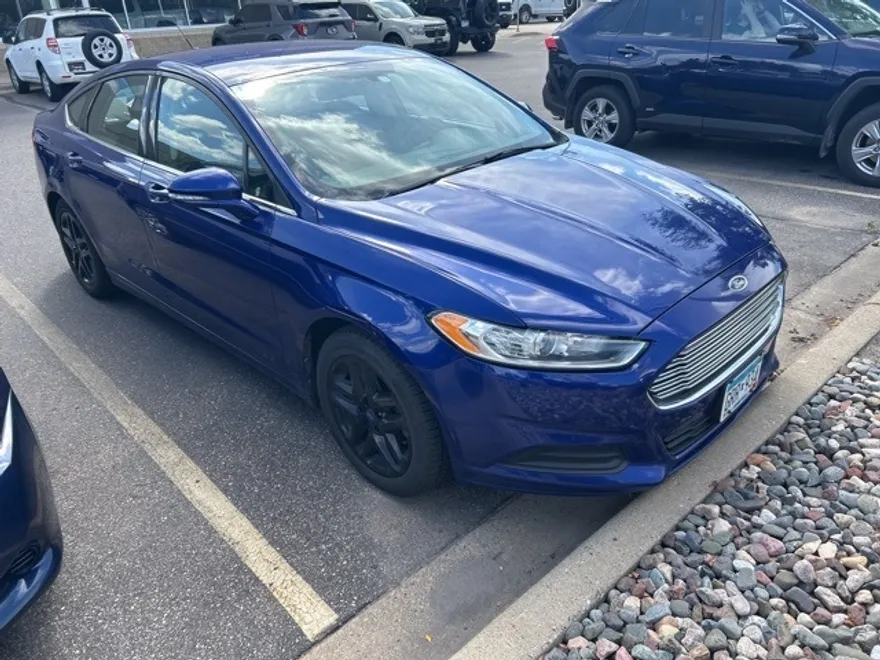 2014 Ford Fusion SE photo 1