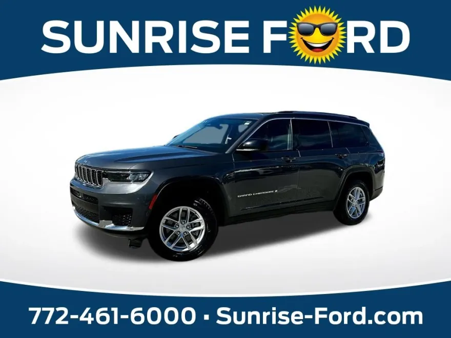2023 Jeep Grand Cherokee Laredo photo 1