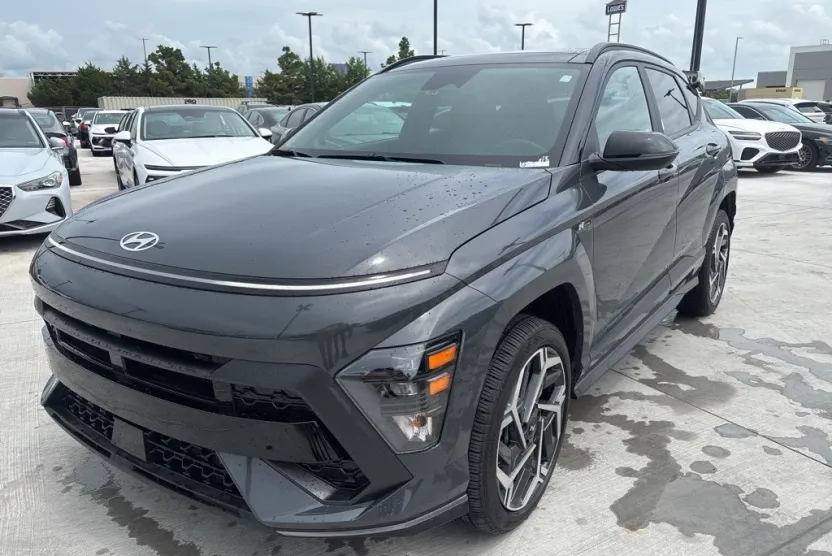 2024 Hyundai Kona N Line photo 1