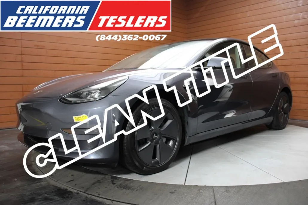 2023 Tesla Model 3 photo 1