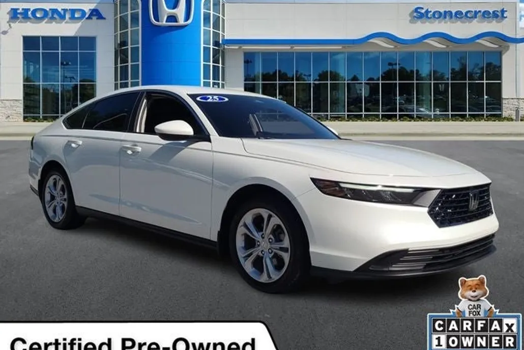 2025 Honda Accord LX photo 1