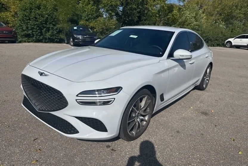 2023 Genesis G70 3.3T photo 1