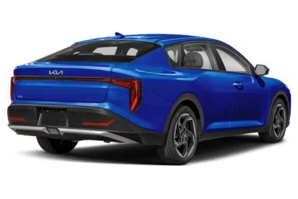 2025 Kia K4 EX photo 1