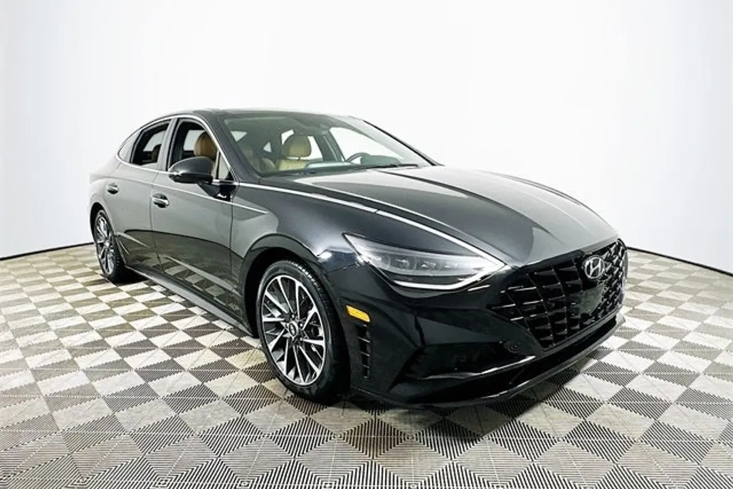 2021 Hyundai Sonata Limited photo 1