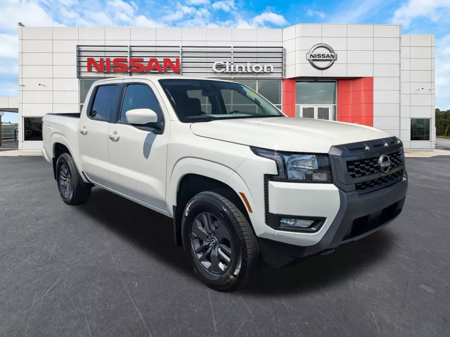2025 Nissan Frontier SV photo 1