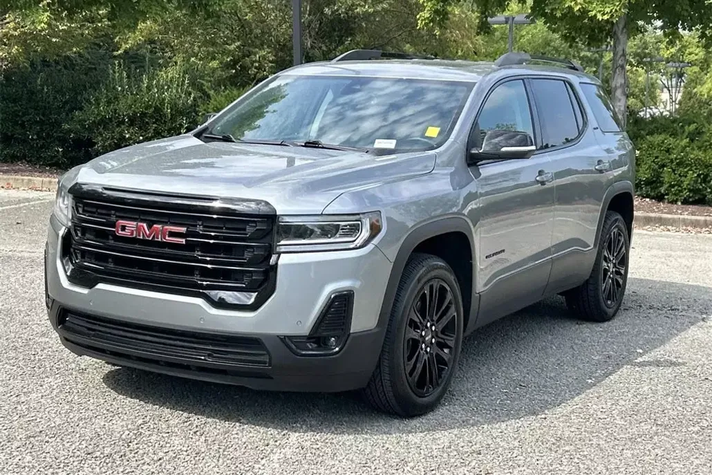 2023 Gmc Acadia SLT photo 1