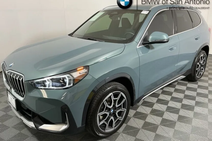 2025 Bmw X1 XDrive28i photo 1