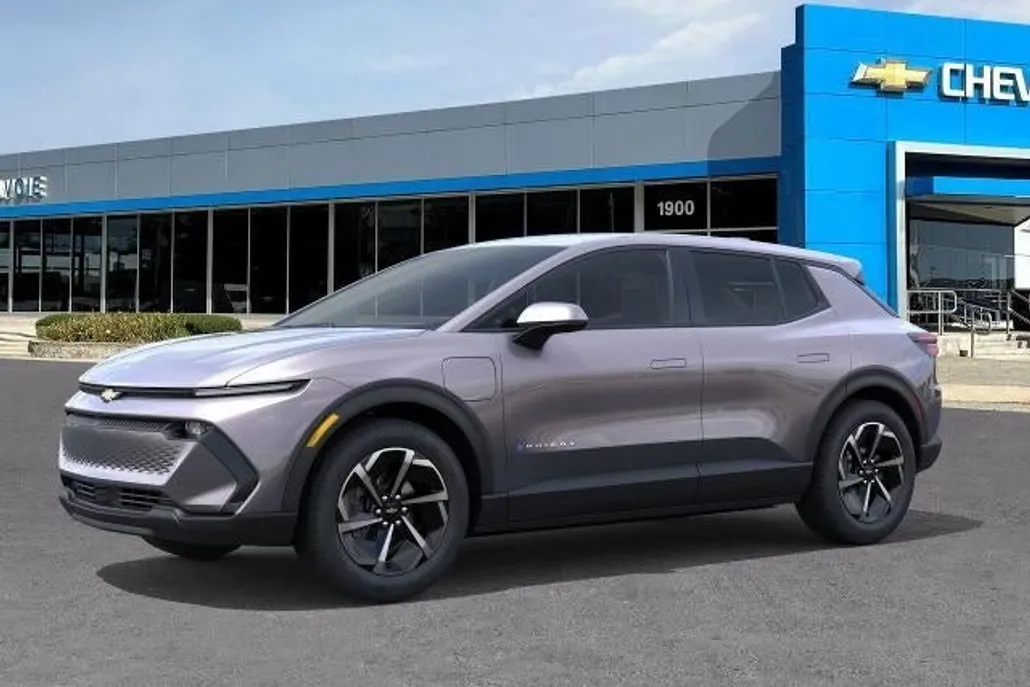 2026 Chevrolet Equinox EV 1LT photo 1