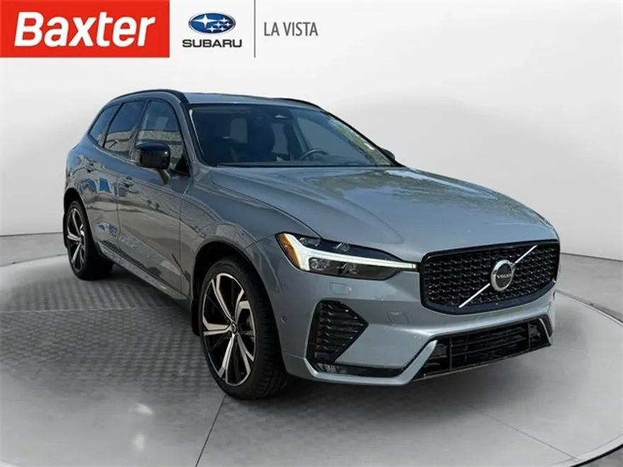 2023 Volvo XC60 Ultimate photo 1