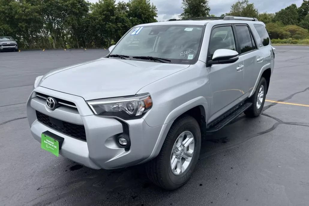 2021 Toyota 4Runner SR5 Premium photo 1