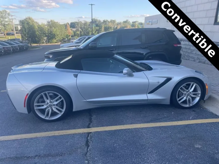 2019 Chevrolet Corvette Stingray 2LT photo 1