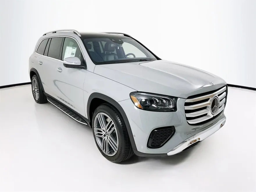 2025 Mercedes Benz GLS 450 4MATIC photo 1