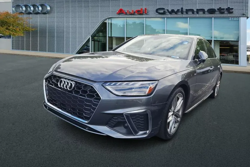 2023 Audi A4 45 S line Premium Plus photo 1