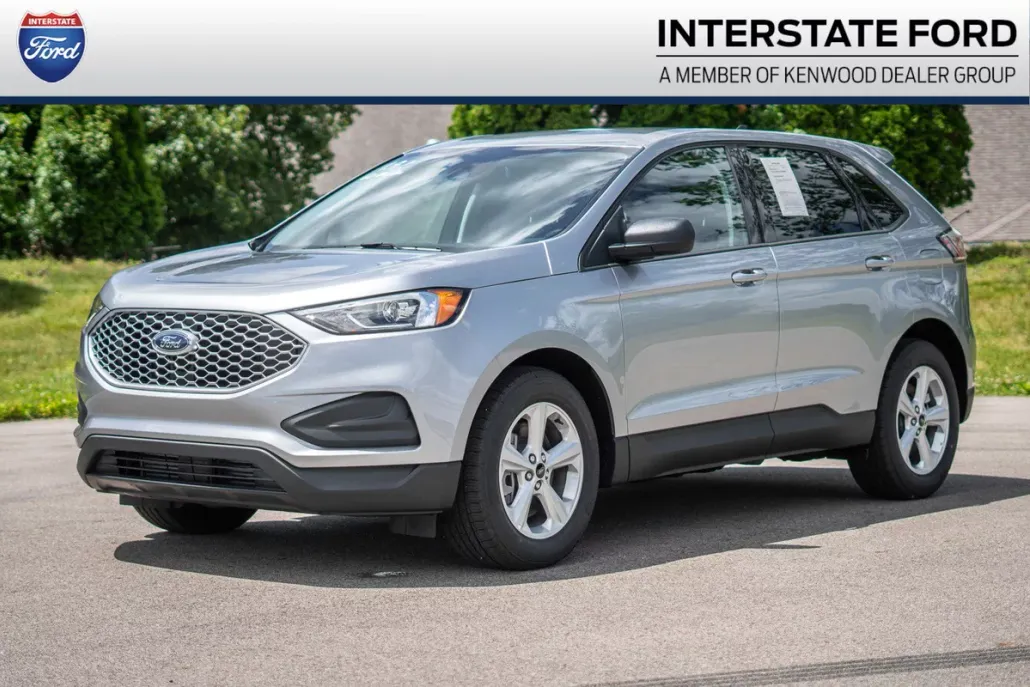 2024 Ford Edge SE photo 1