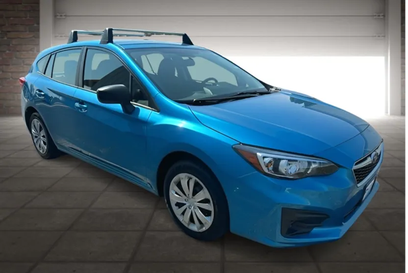 2019 Subaru Impreza 2.0i photo 1