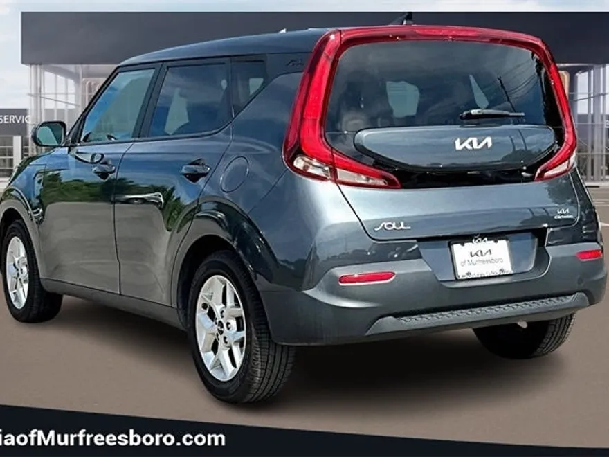 2022 Kia Soul LX photo 1