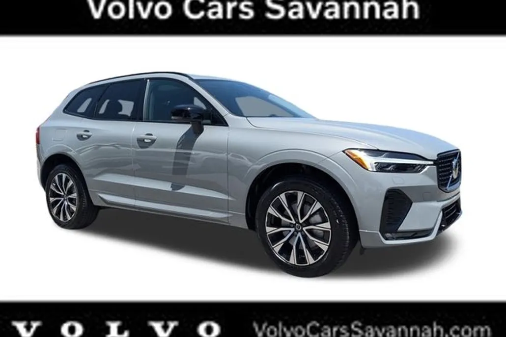 2025 Volvo XC60 B5 Core photo 1