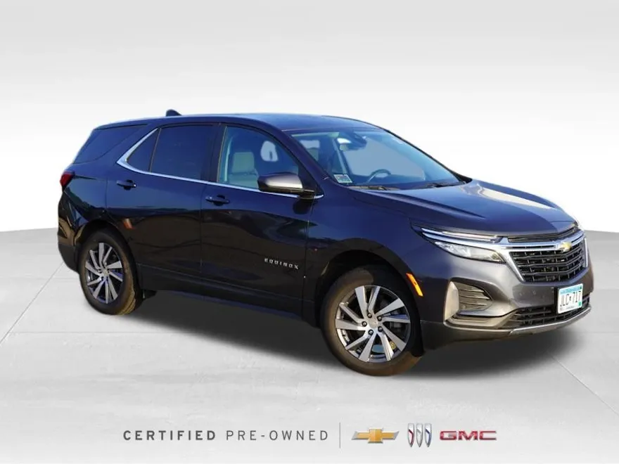 2023 Chevrolet Equinox LT photo 1