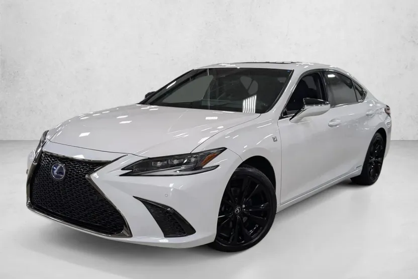 2022 Lexus ES F SPORT photo 1