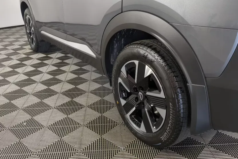 2026 Nissan Kicks SV photo 1