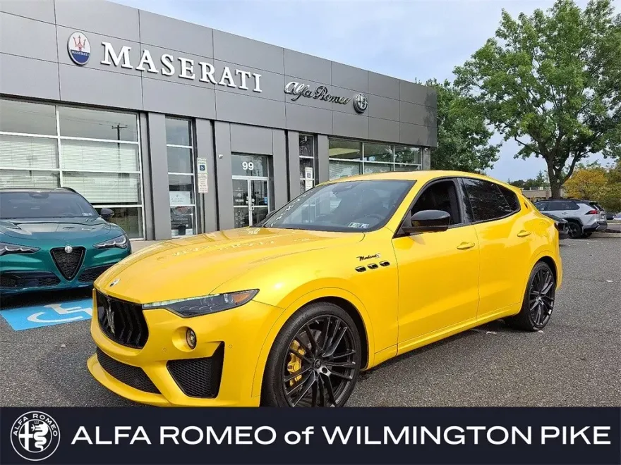 2022 Maserati Levante Modena S photo 1