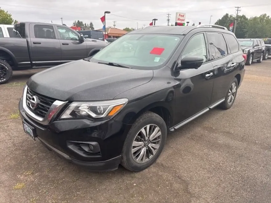 2020 Nissan Pathfinder SL photo 1