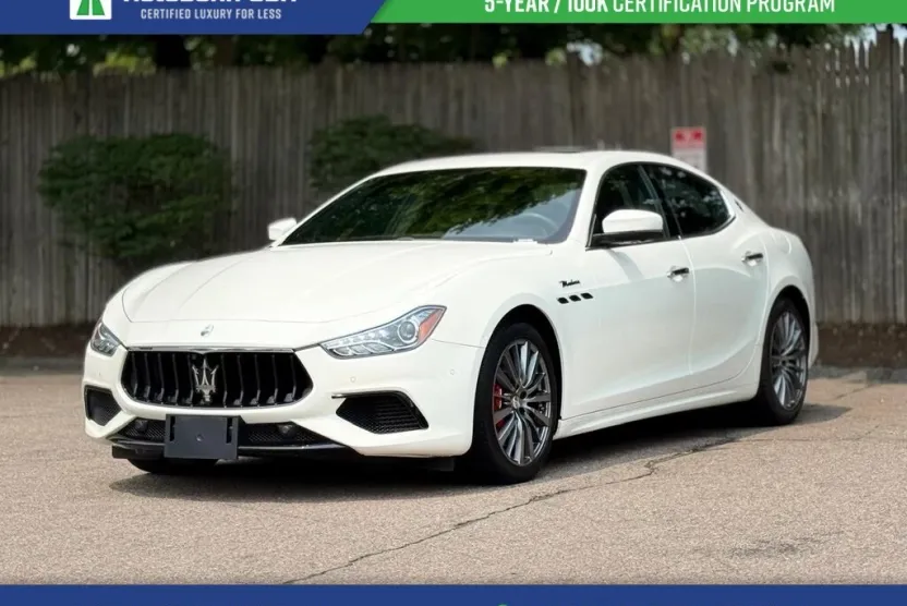 2022 Maserati Ghibli Modena Q4 photo 1
