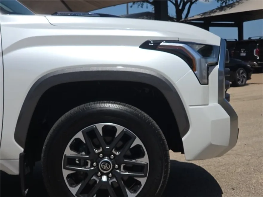 2024 Toyota Tundra Limited photo 1
