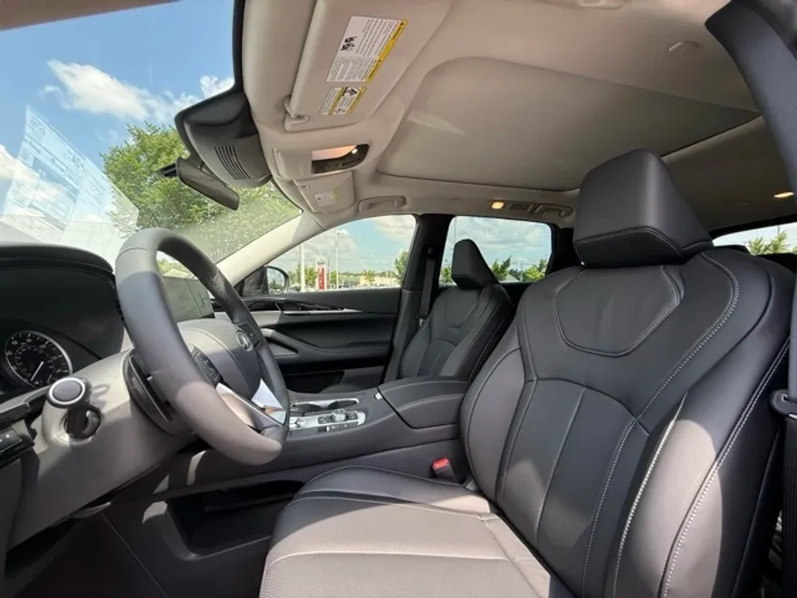 2025 Infiniti QX60 Pure photo 1