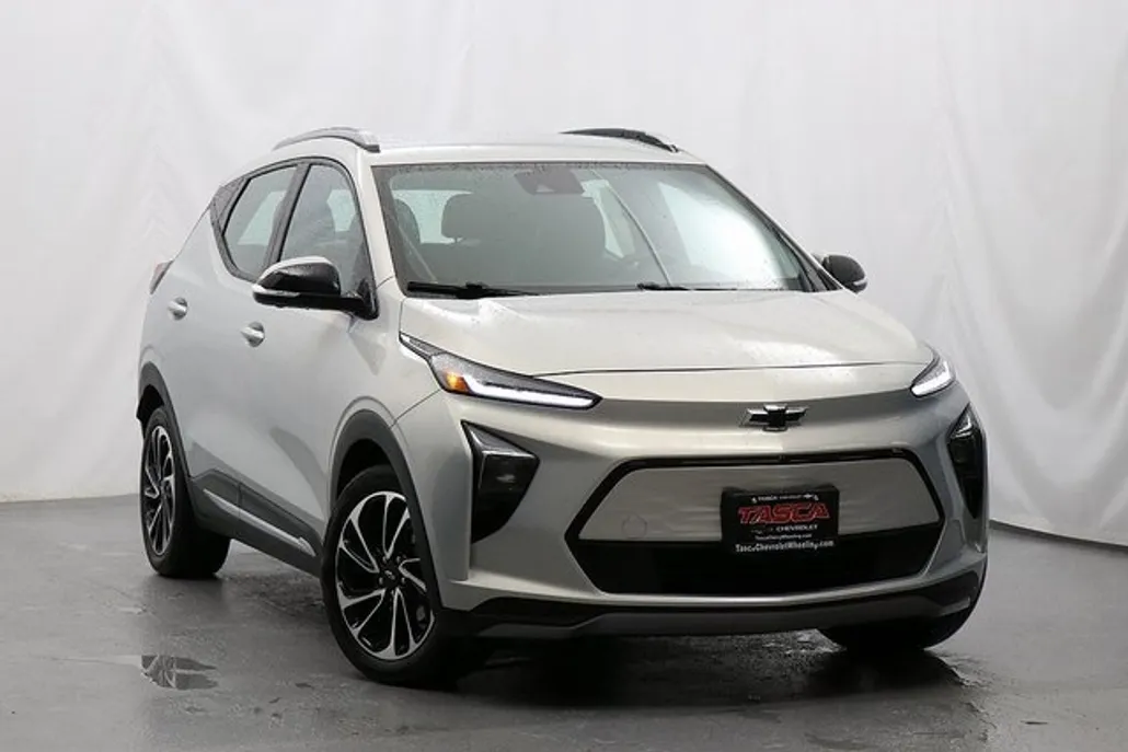 2022 Chevrolet Bolt EUV Premier photo 1