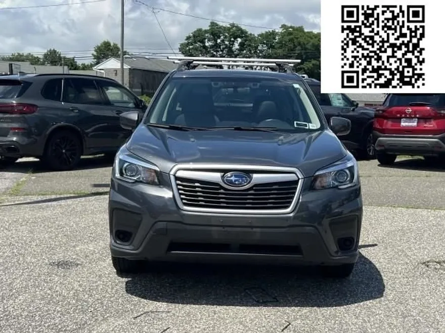 2020 Subaru Forester Premium photo 1