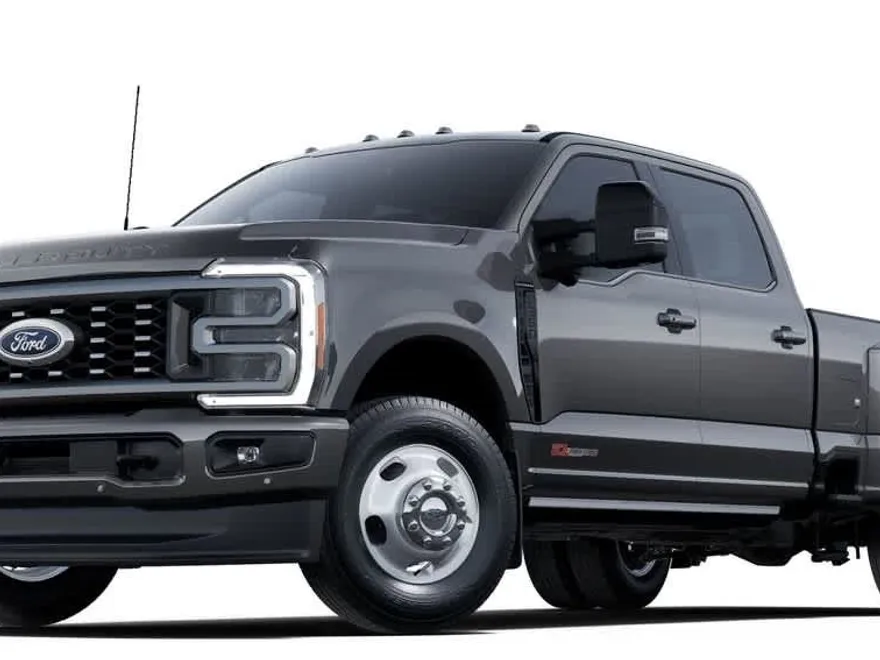 2025 Ford F-350 Platinum photo 1