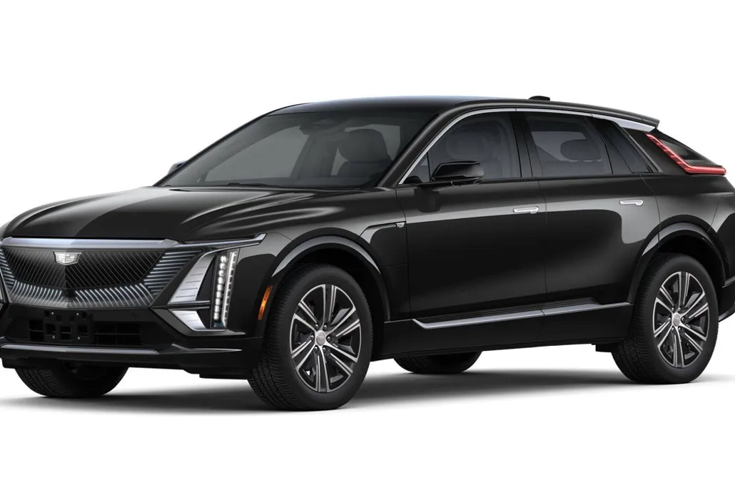 2023 Cadillac Lyriq Luxury photo 1