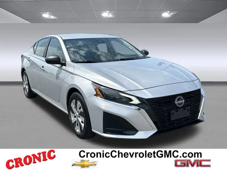 2024 Nissan Altima 2.5 S photo 1