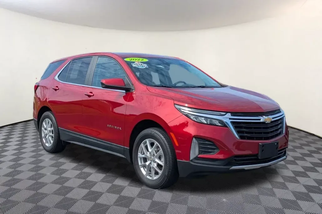 2022 Chevrolet Equinox LT photo 1