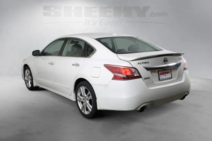 2013 Nissan Altima 3.5 SL photo 1