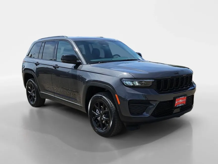 2025 Jeep Grand Cherokee Laredo photo 1