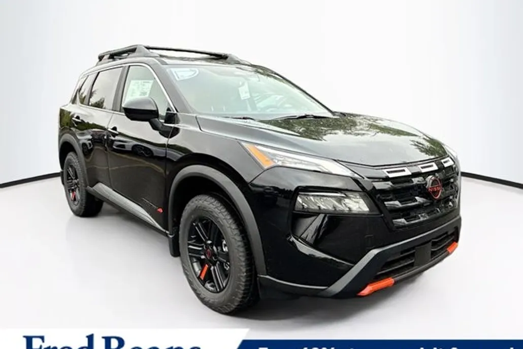 2026 Nissan Rogue SV photo 1