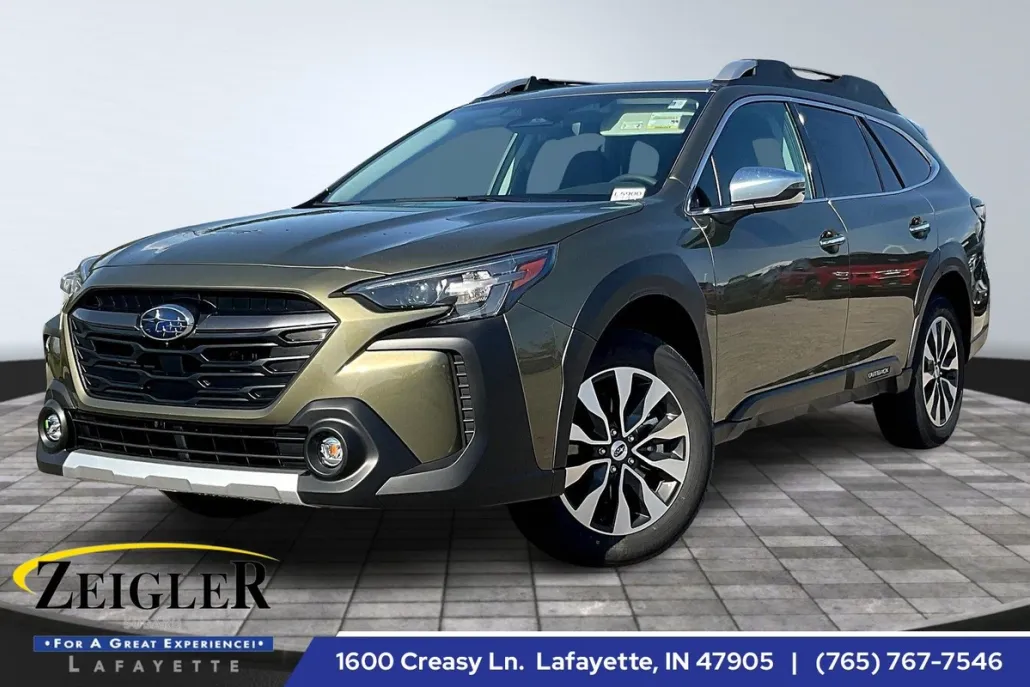 2025 Subaru Outback Touring photo 1